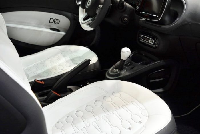 smart-forfood-concept-interior-at-2016-Bologna-Motor-Show