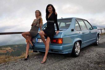 Újra gyártják a kommunizmus luxusautóját?