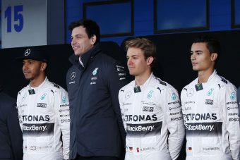 F1: A Red Bull-főnök a Mercedesen gúnyolódik