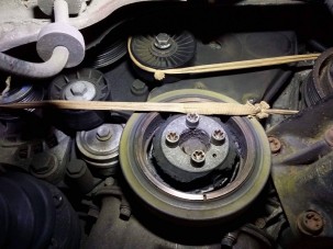 Pokoli tákolások, amiktől sírva fakadna egy szerelő