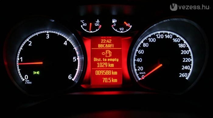 Bár a víz meleg, a motor még nem feltétlenül