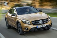 Mercedes GLA: krómban újult a crossover 40