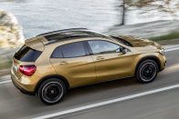 Mercedes GLA: krómban újult a crossover 43