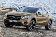 Mercedes GLA: krómban újult a crossover 55