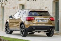 Mercedes GLA: krómban újult a crossover 65