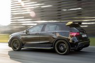 Mercedes GLA: krómban újult a crossover 173