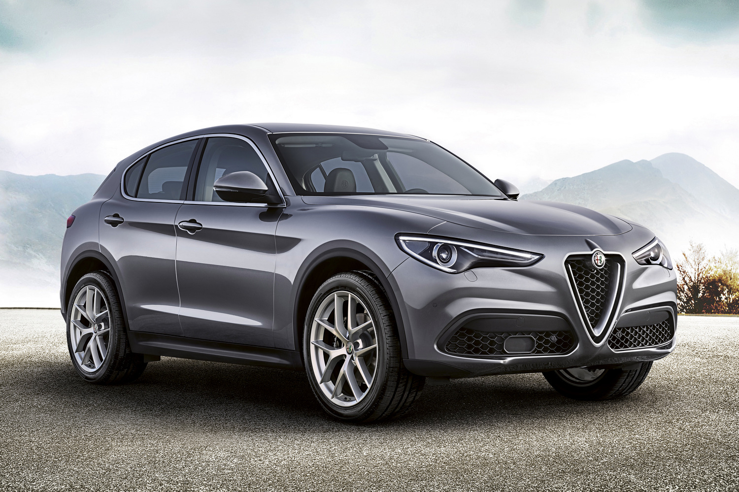 Limitált szériával nyit az Alfa Stelvio 6