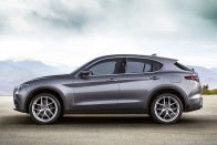 Limitált szériával nyit az Alfa Stelvio 9