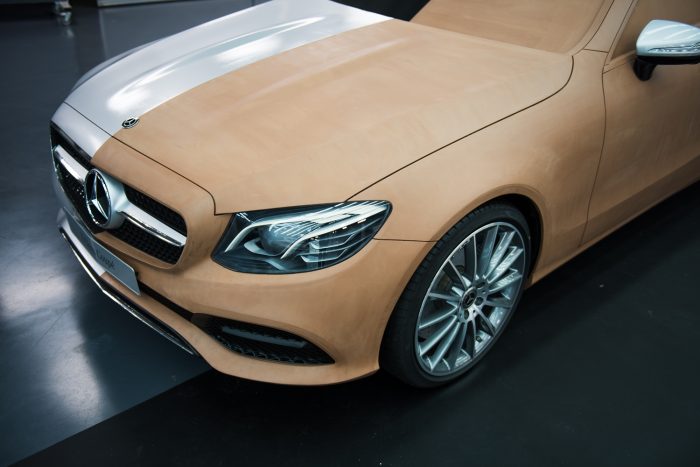 A jövőbe vitt el a Mercedes 2 Megkerülhetetlen az agyagmodell