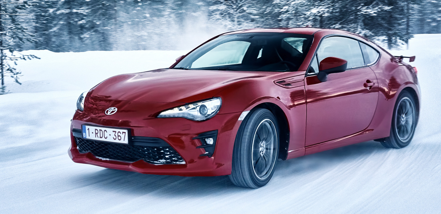 Megújult a Toyota GT86 4