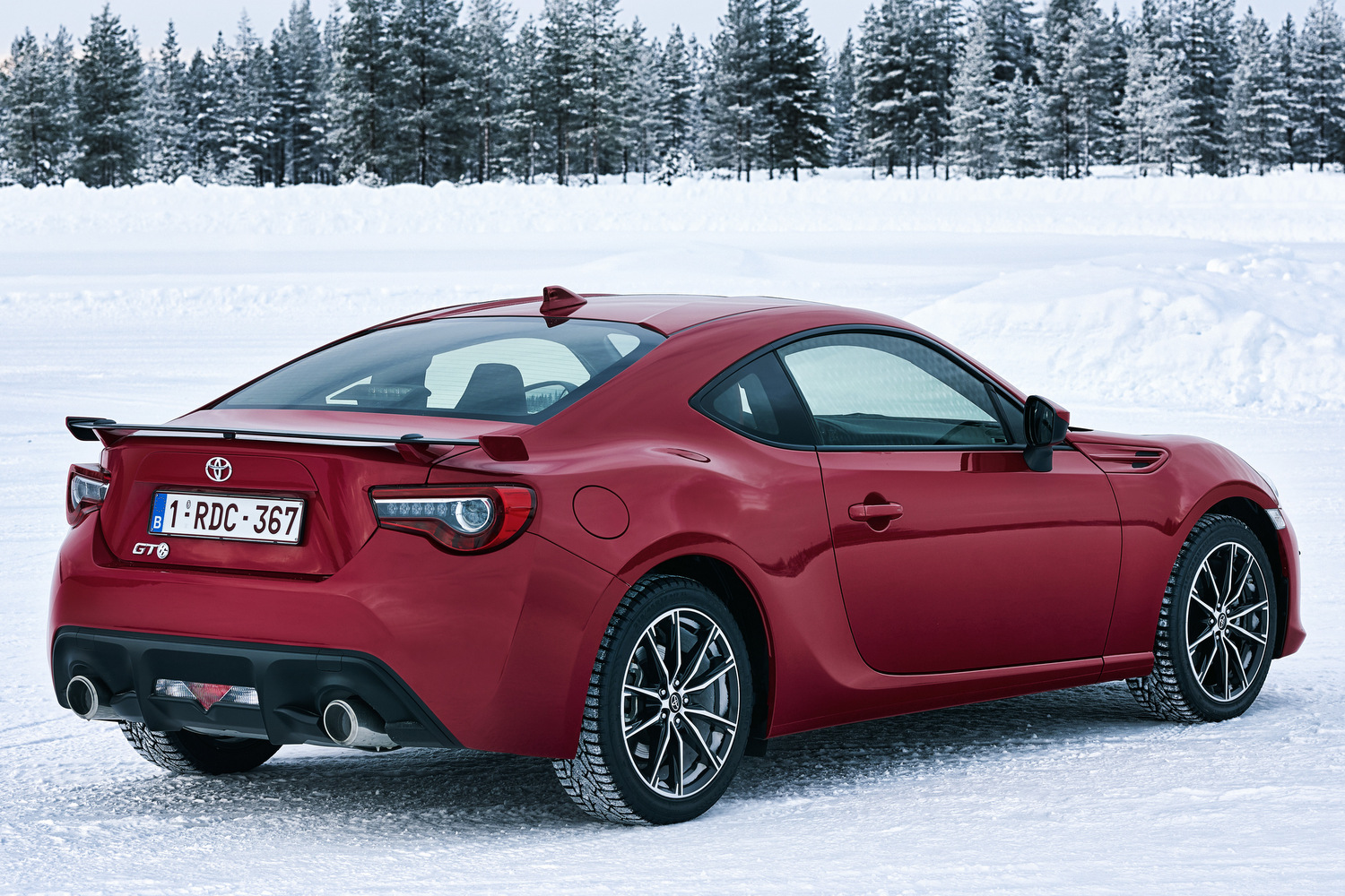 Megújult a Toyota GT86 12