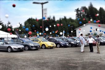 A protekciós neppernek nem kell sorba állnia, így megy ez nálunk?