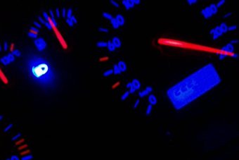 Bizonyítani akart a dízel Golf, BMW-kkel versenyzett közúton