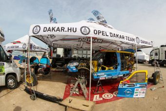 Africa Race: Szünnapon sem pihent a magyar csapat