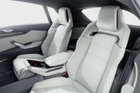 Audi Q8 Concept: Lifestyle, praktikusan 29