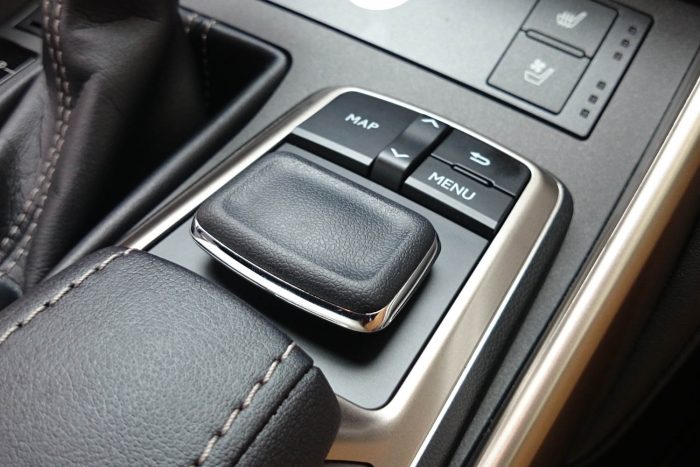 Több téren is tökéletesebb az idei Lexus IS 5 b03