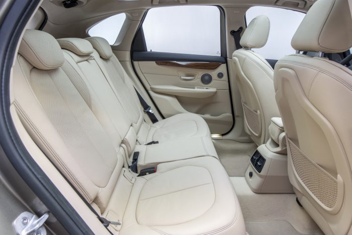 Ezekkel a hibákkal indult 2017 2 bmw_225i_active_tourer_24