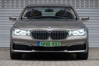 Zöld király: BMW 740e 58