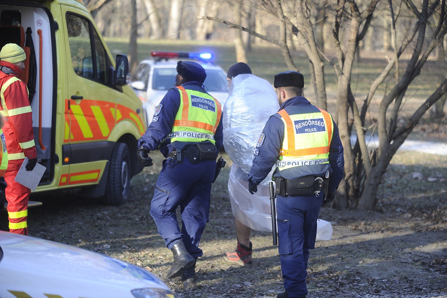 Körözött bűnöző hajtott a Dunába Budapesten – frissítve 1