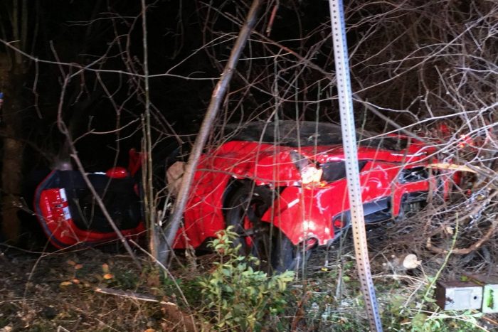 ferrari-458-speciale-crash-ravine-texas-1
