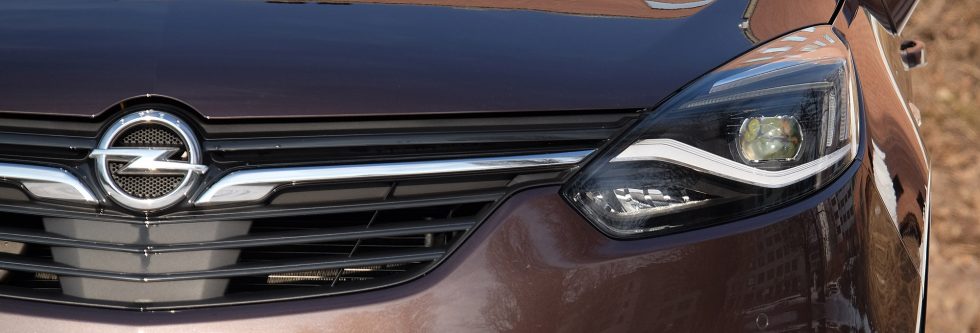 Új arc a régi testen: Opel Zafira
