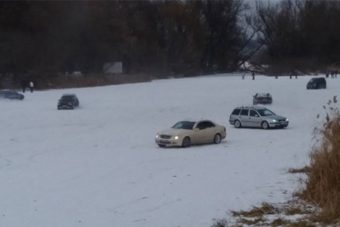 Életükkel játszanak a marosvásárhelyi autósok