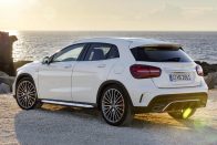 Mercedes GLA: krómban újult a crossover 129