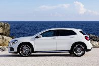 Mercedes GLA: krómban újult a crossover 130