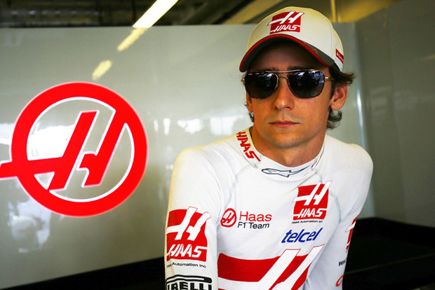 F1: Lelép a kirúgott pilóta, annyi a sereghajtónak?