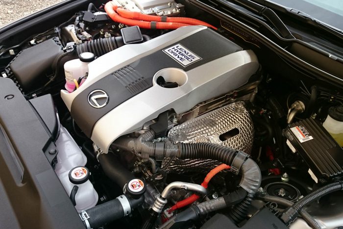 Több téren is tökéletesebb az idei Lexus IS 7 | Vezess k06