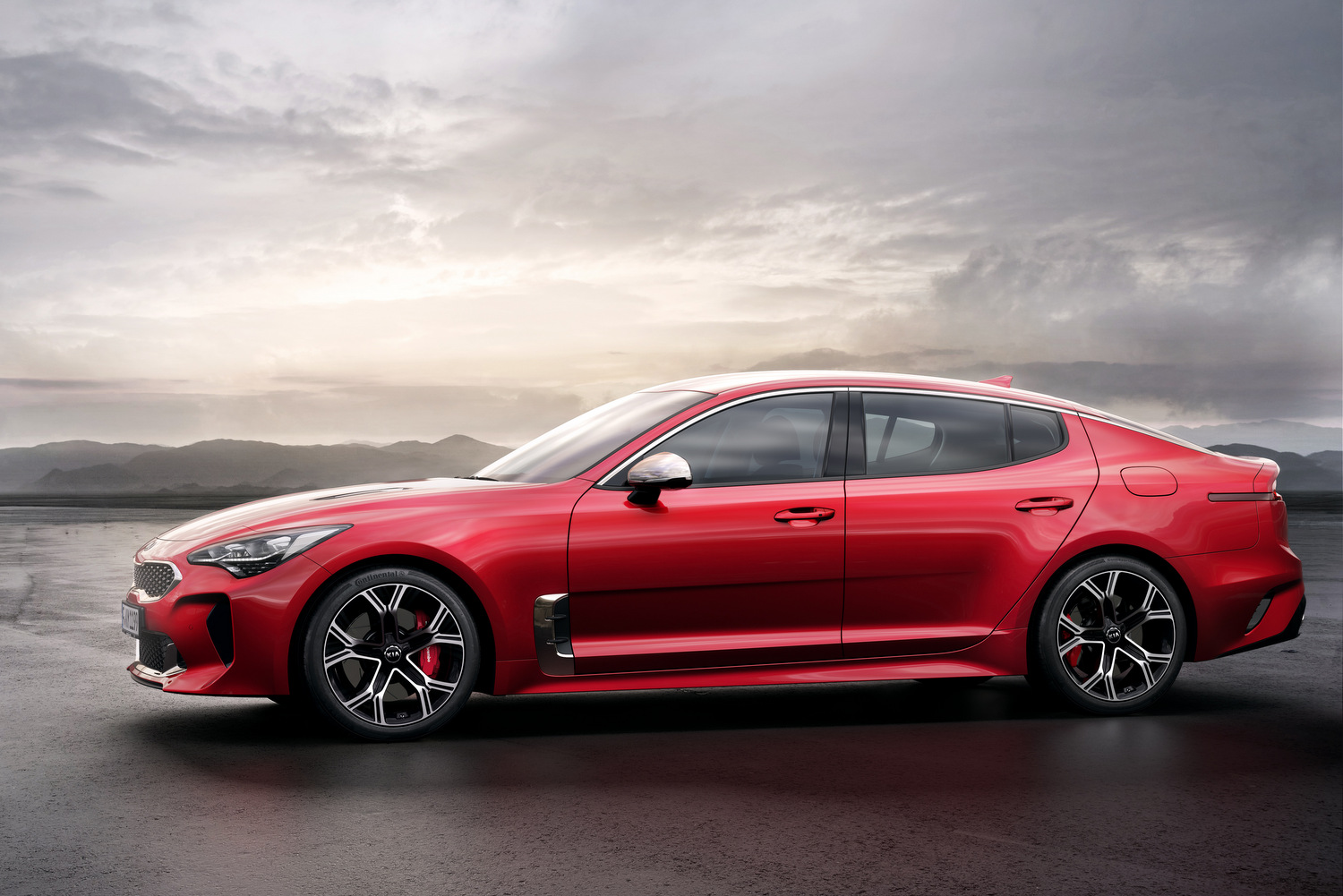 Kia Stinger: prémium betolakodó 21