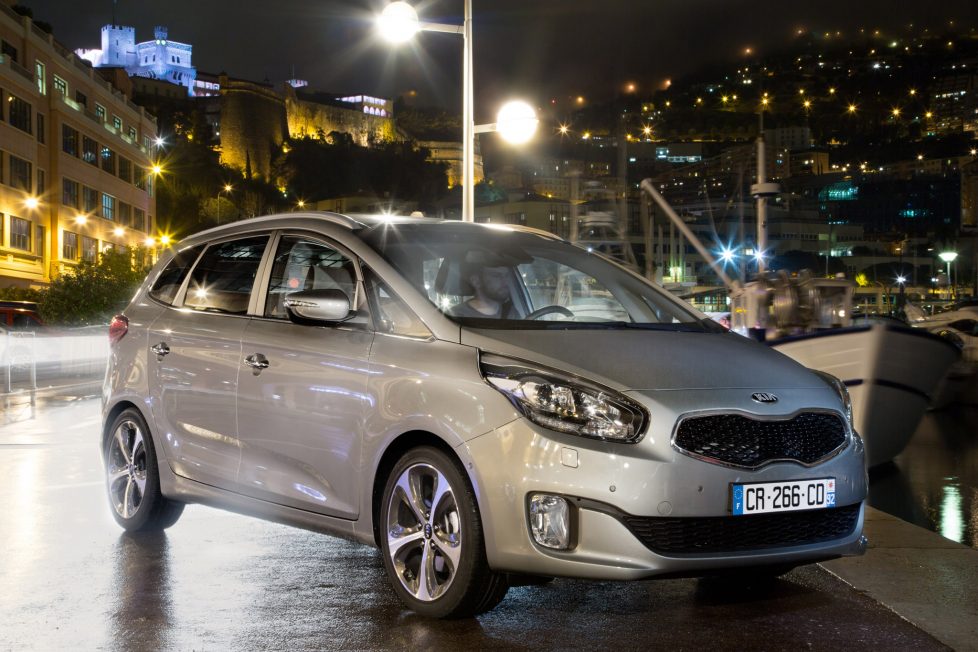 Családi mindenest, de milyet? 1 http://www.autogaleria.hu