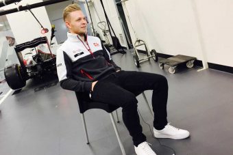 F1: Ez a pilóta leszavazta a fejvédőt