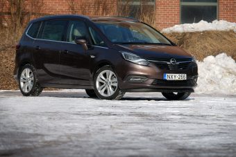 Új arc a régi testen: Opel Zafira