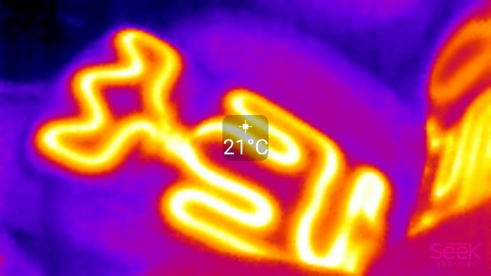 Új arc a régi testen: Opel Zafira 9 Az ülésfűtés fűtőszálai még a kihúzható ülőlaphosszabbítóba is elérnek