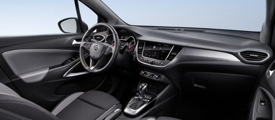 Itt az Opel vadonatúj kompakt crossovere, a Crossland X