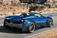 Pagani Huayra Roadster: nem is létezhetne, olyan 33