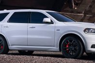 Dodge Durango SRT: versenytempó hat főre 50