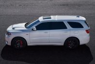 Dodge Durango SRT: versenytempó hat főre 51