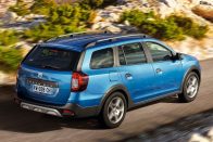 Logan MCV Stepway: terepkombi a Daciától 2