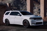 Dodge Durango SRT: versenytempó hat főre 53