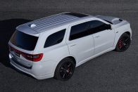 Dodge Durango SRT: versenytempó hat főre 54