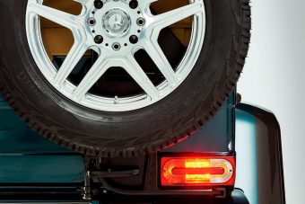 Letépi legdurvább autójának tetejét a Mercedes