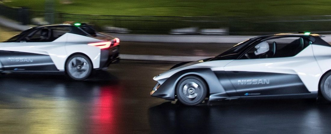 Női szupergonosz a Nissan elektromos nagykövete