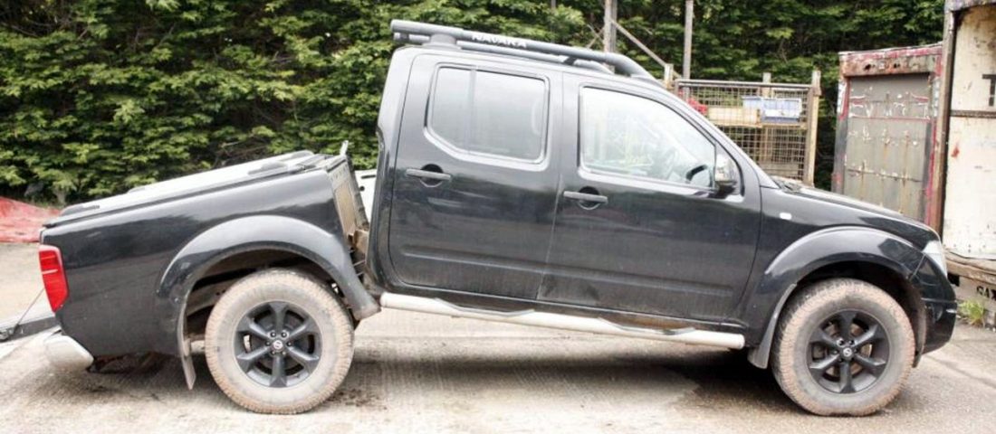 Kettétörnek a Nissan pickupok