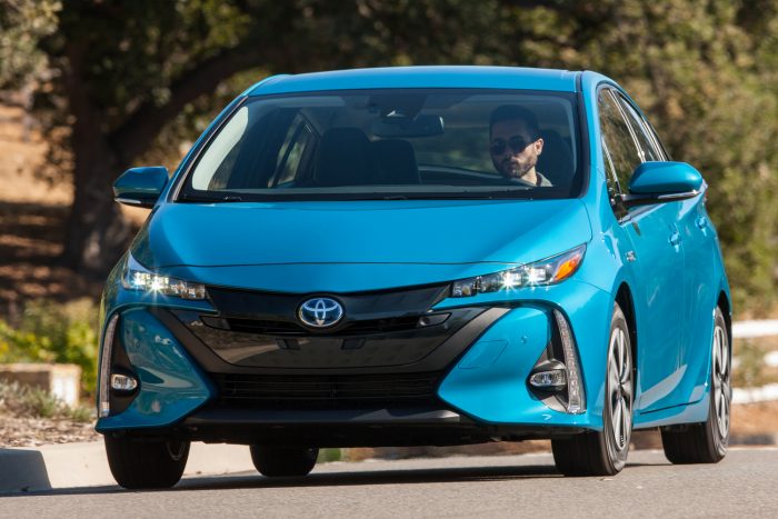 Itt megtalálod a világ legjobb autóját 30 Toyota Prius Prime
