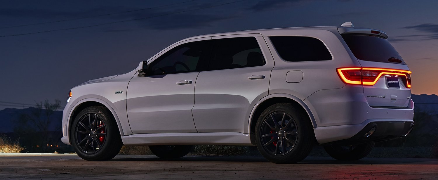 Dodge Durango SRT: versenytempó hat főre 10