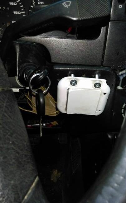 Ezt a tákolást látva sírva fakad a normális szerelő 5 | Vezess 16266162_1408041622561611_7046617298071433622_n