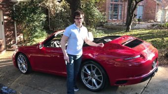 Hogyan telepíthetnék játékot az autómra? Itt a válasz!