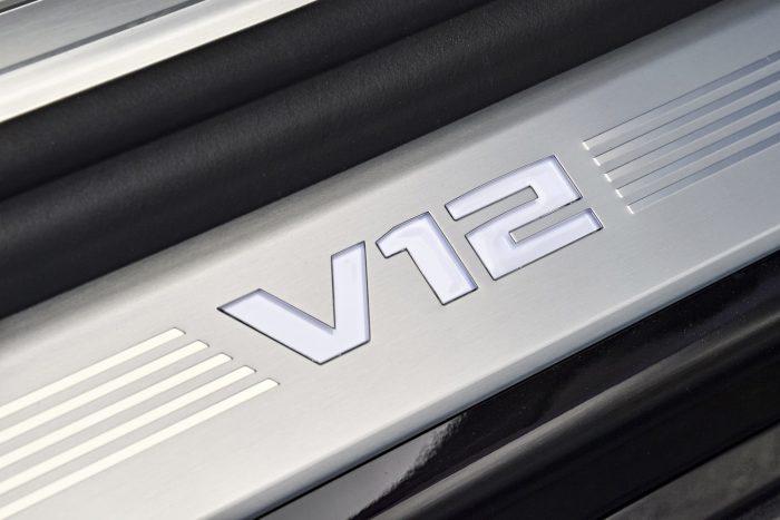 197-P90246974-highRes